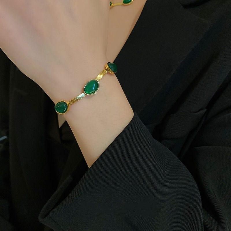 💎 Golden Elegance Necklace & Bracelet